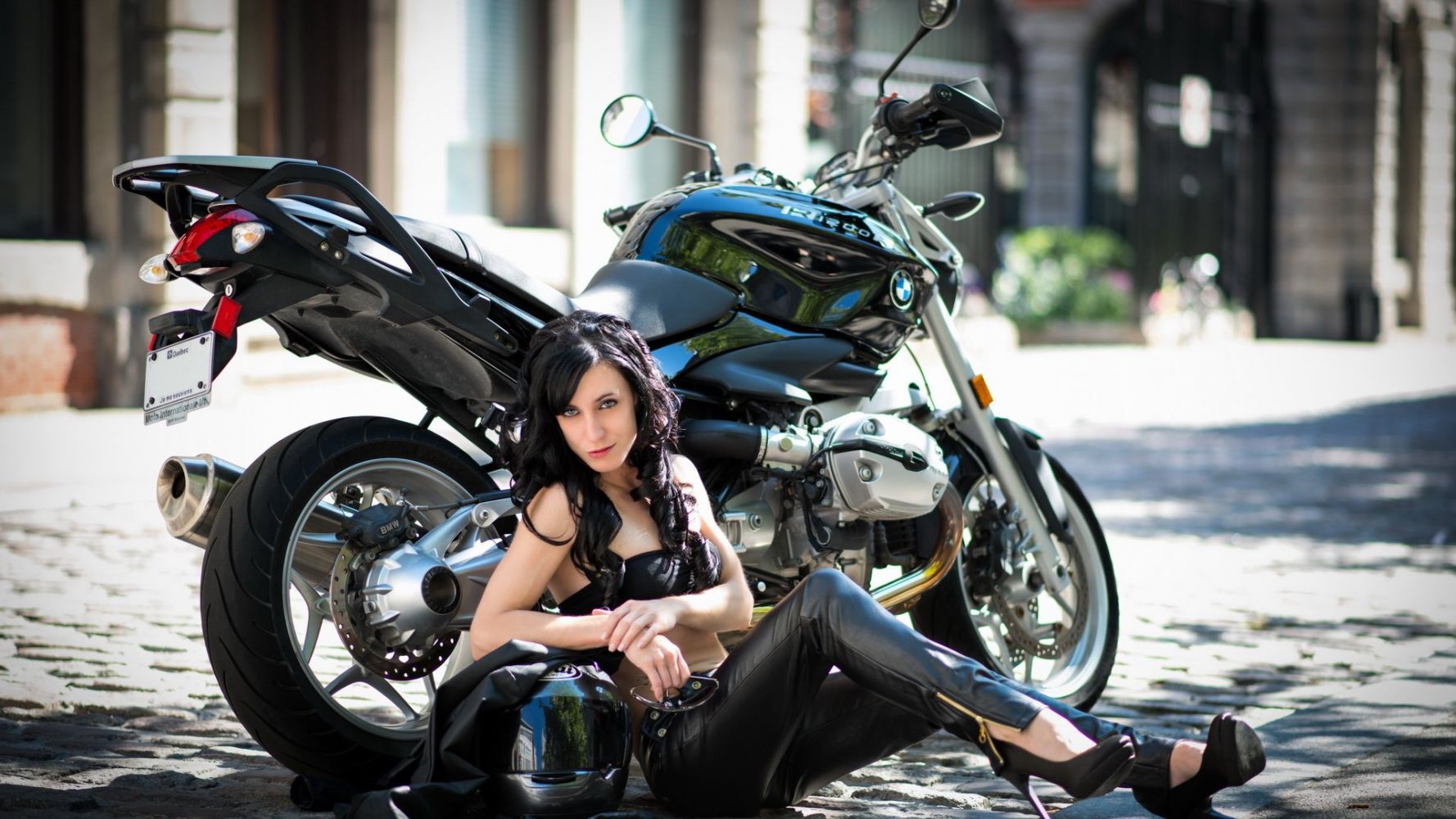 European women on bikes in Lucknow